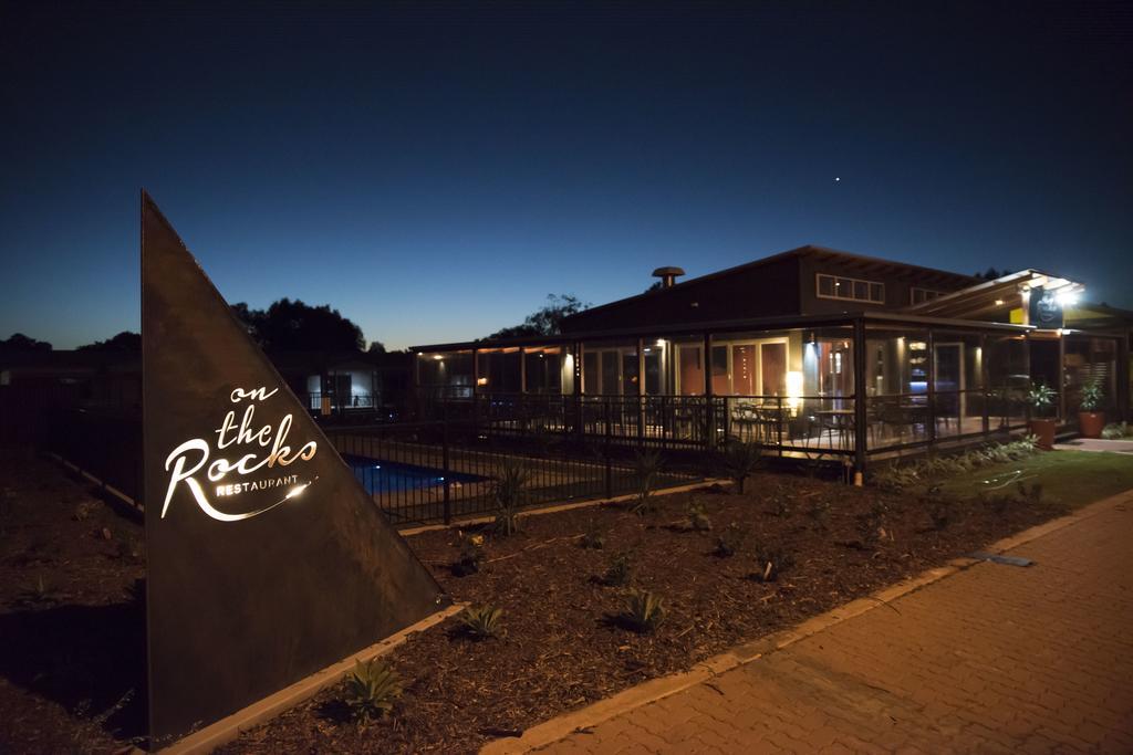 The Rocks Motel チャールビル エクステリア 写真
