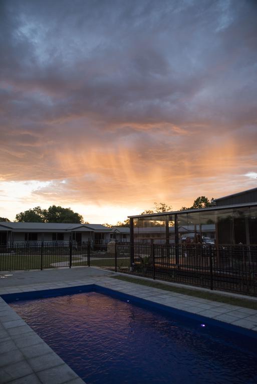 The Rocks Motel チャールビル エクステリア 写真