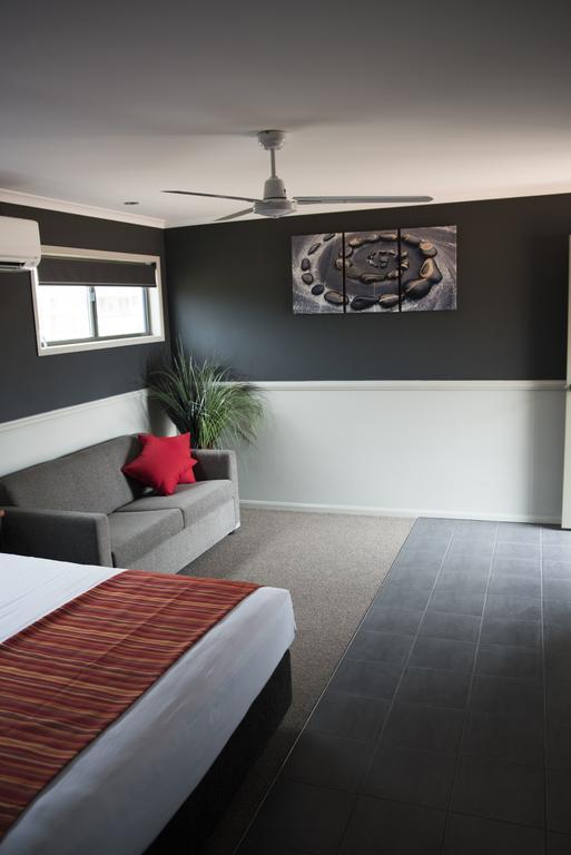 The Rocks Motel チャールビル エクステリア 写真
